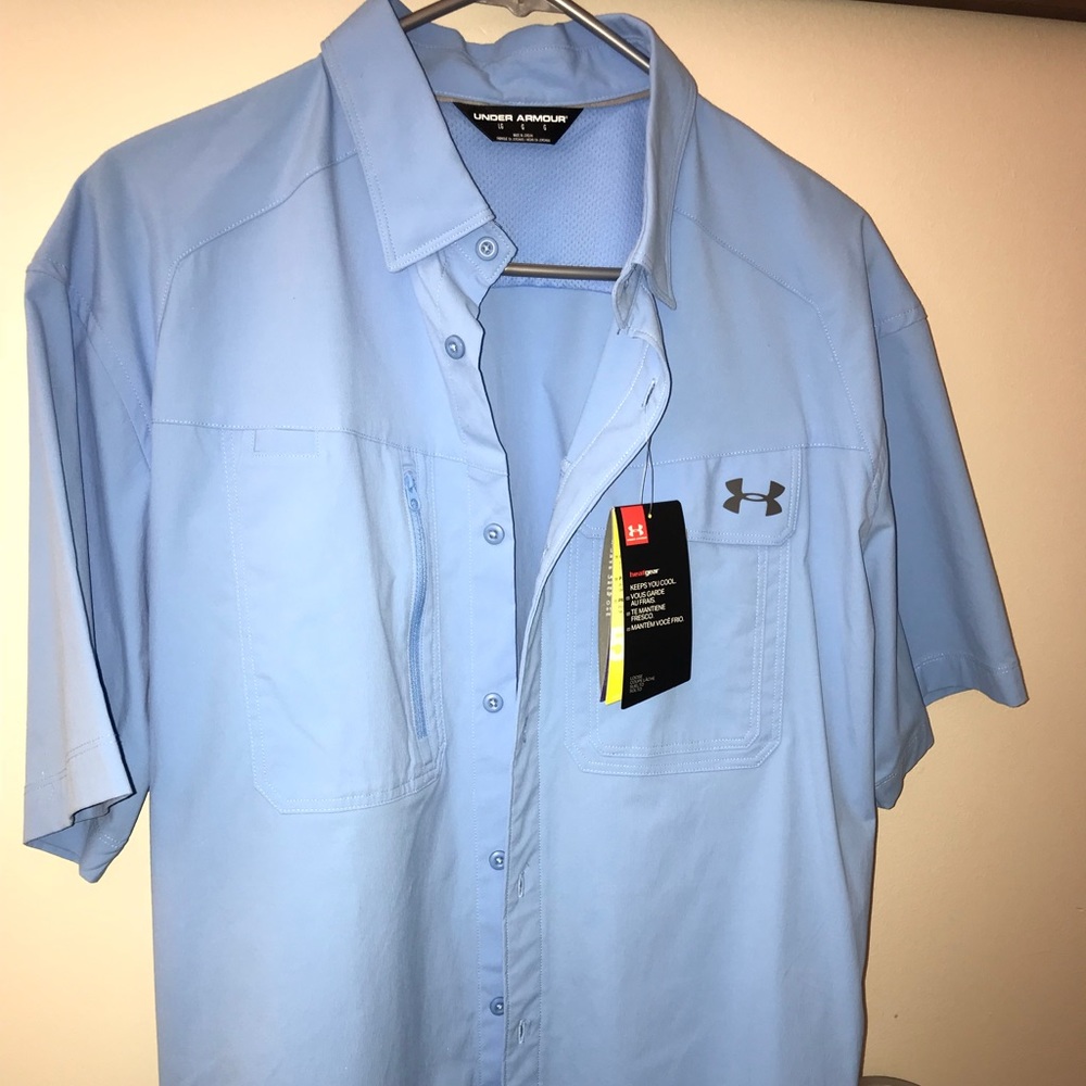 Size Large Under Armour Button Down Shirt